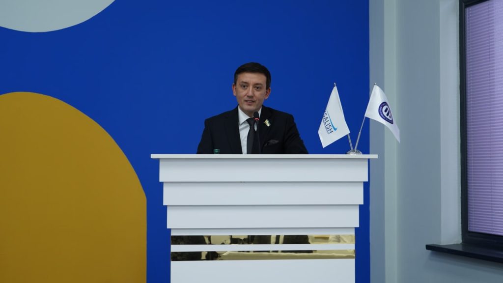 IMPULS TIBBIYOT INSTITUTIDA “YOSHLAR KAMOLOTI VA VATANPARVARLIK” MAVZUSIDA OCHIQ MULOQOT O‘TKAZILDI!